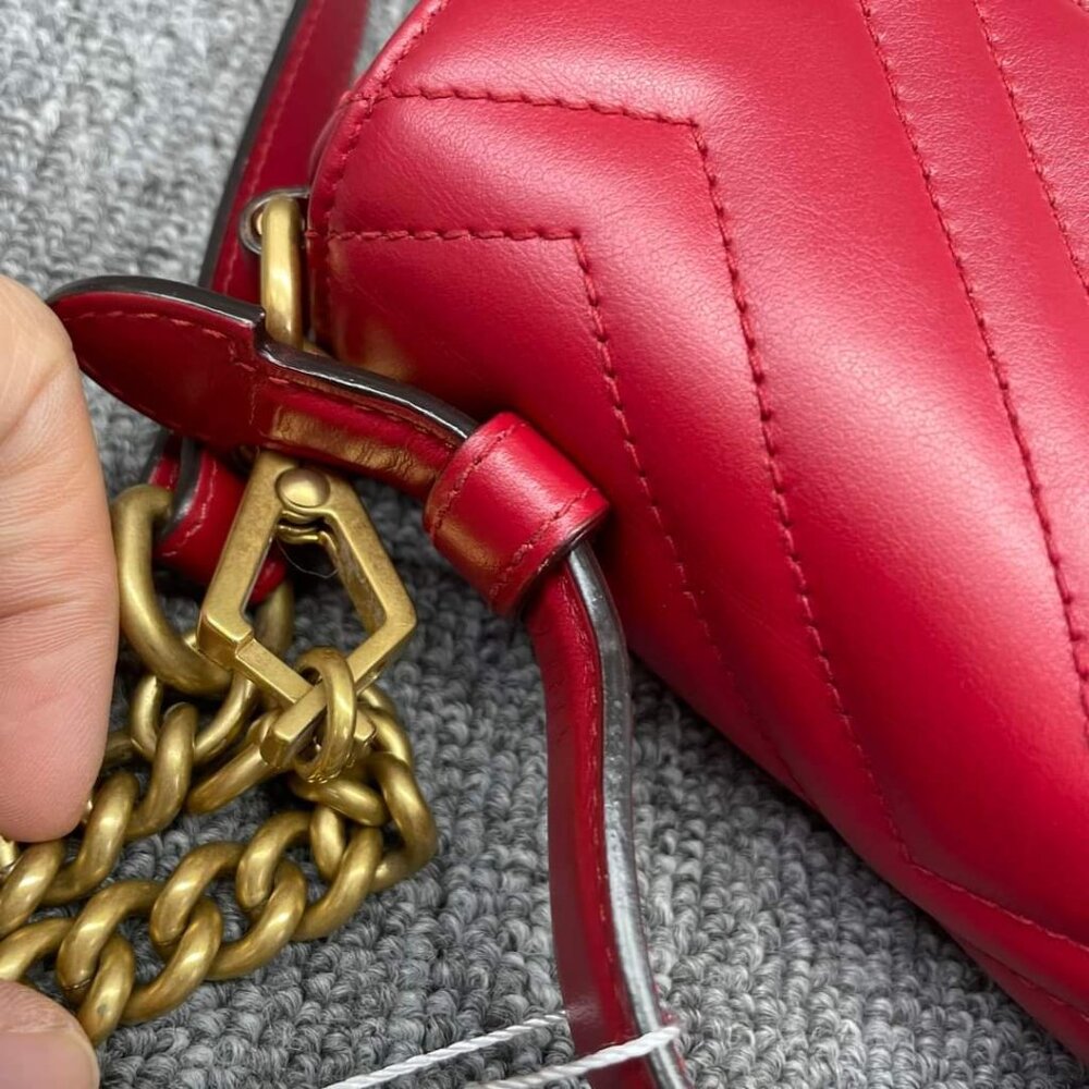 100% Authentic Gucci Marmont Mini Leather Shoulder Bag - Picture 4 of 16